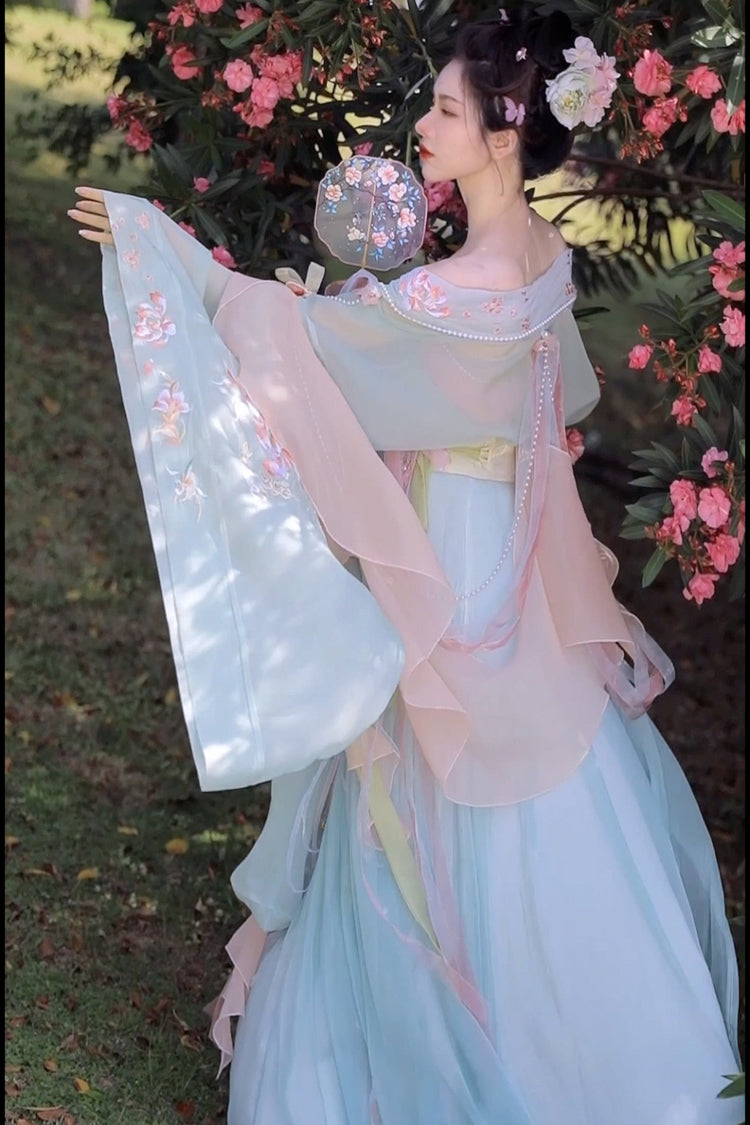 Wunderschöne Stickerei mit Perlen-Accessoires süßes Hanfu-Kleid für Damen, kompletter Satz in 3 Farben