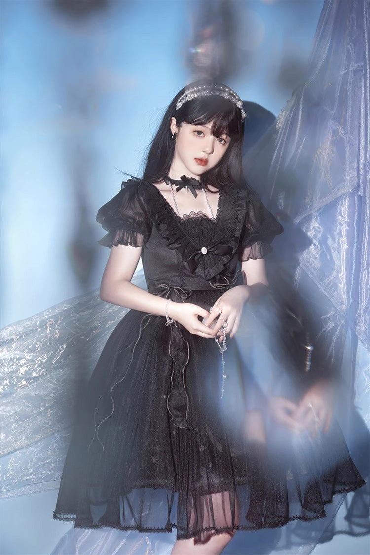 Schwarzes Gothic Lolita Kleid mit Rüschenspitze und Planet-Schmetterlings-Print und hoher Taille