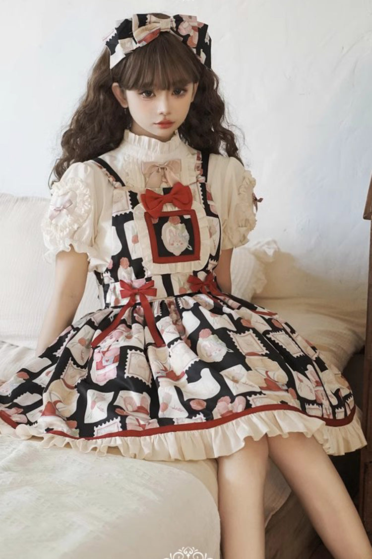 Schwarzes [Brief von Showa] Süßes Lolita-Trägerkleid mit Rüschen und Schleife im Kaninchen- und Buchstaben-Print